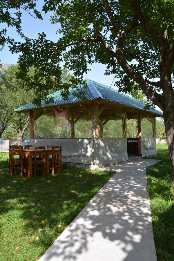 Peraj Guesthouse Vermosh Exterior photo