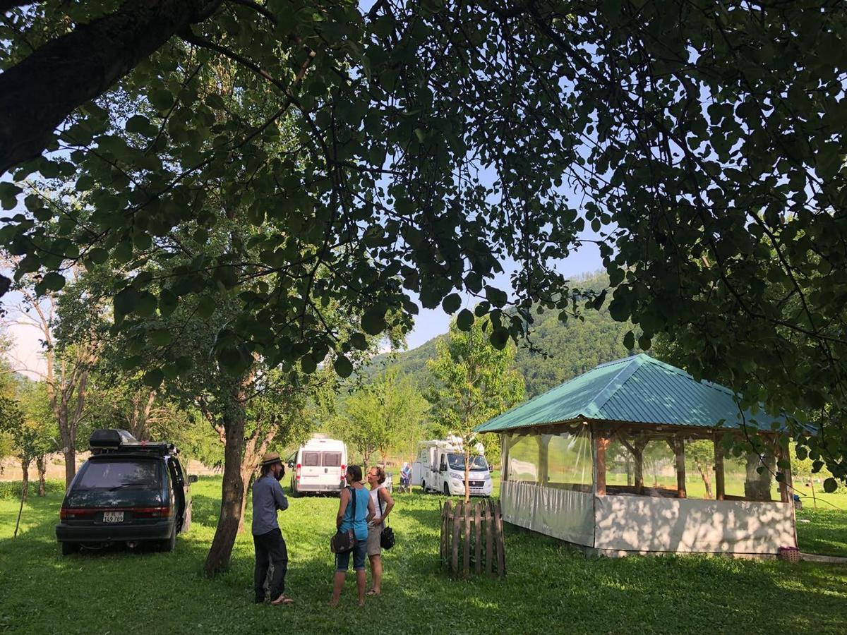 Peraj Guesthouse Vermosh Exterior photo
